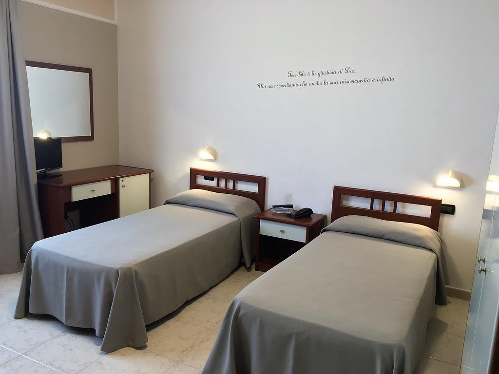 סן ג'יואבאני רוטונדו Hotel Euro מראה חיצוני תמונה